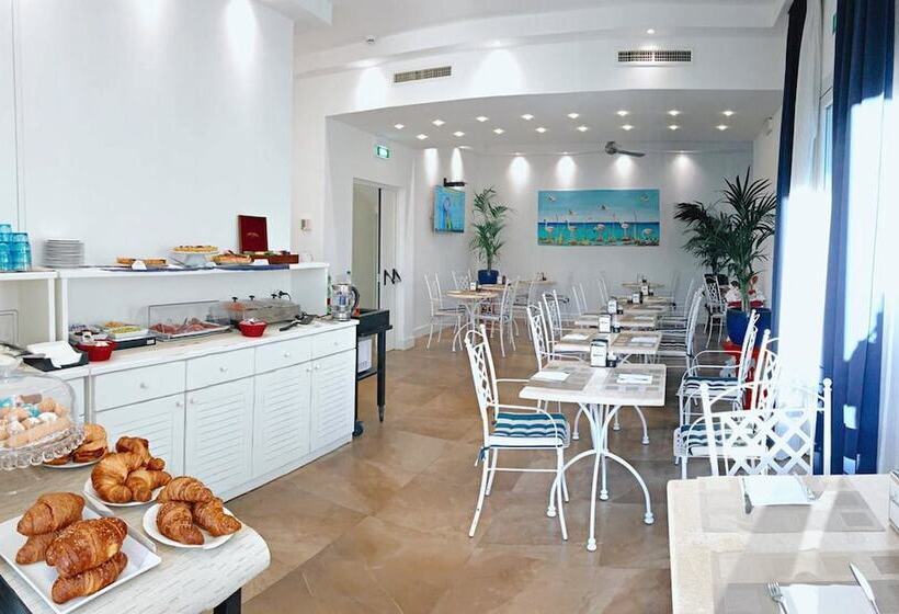 Fotos del hotel Nautilus:  7