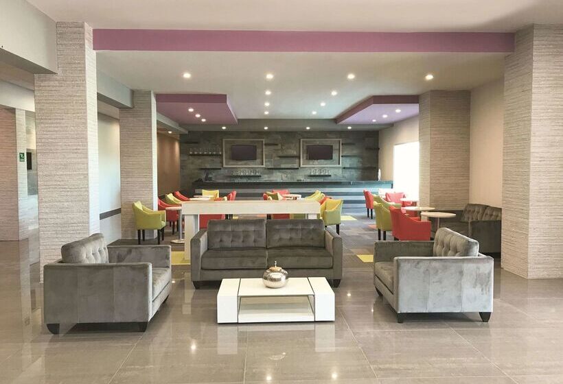 Fotos del hotel La Quinta By Wyndham Monterrey Aeropuerto:  3