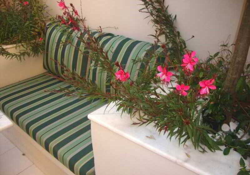 Fotos del hotel Efchi Suites 1904:  16