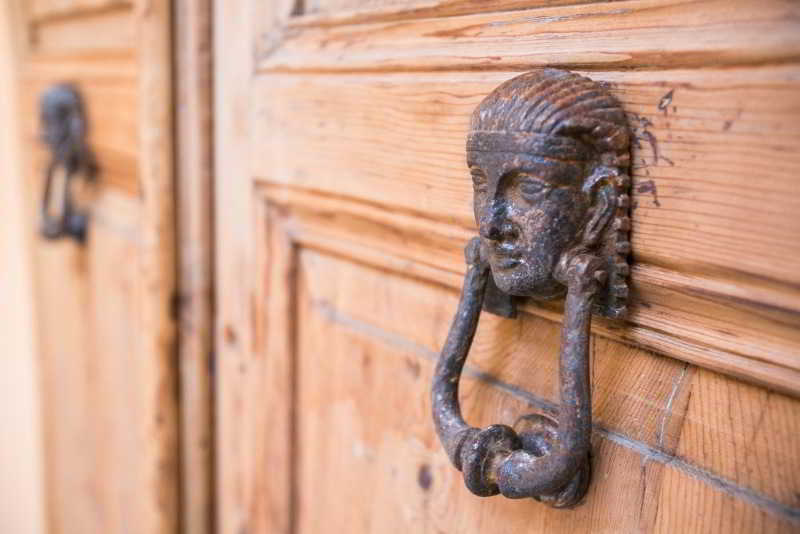 Fotos del hotel Efchi Suites 1904:  4