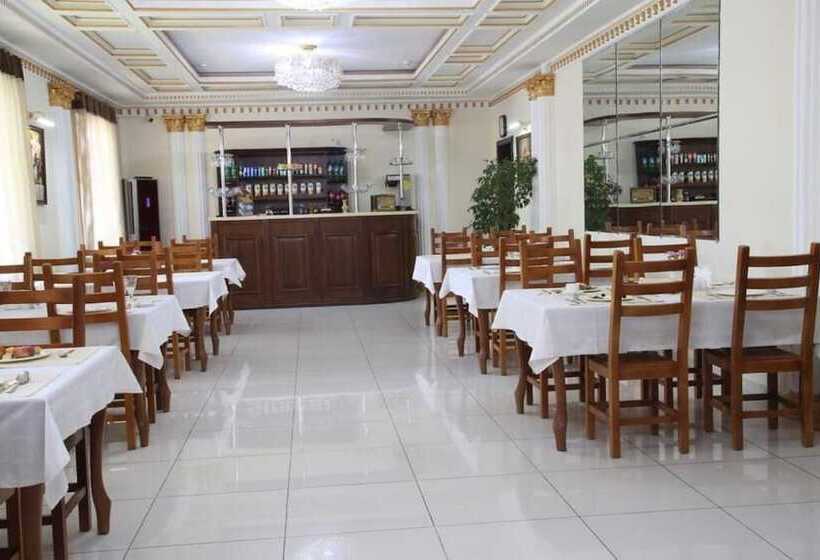 Fotos del hotel Grand Nur:  11