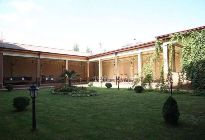 Fotos del hotel Grand Nur:  9