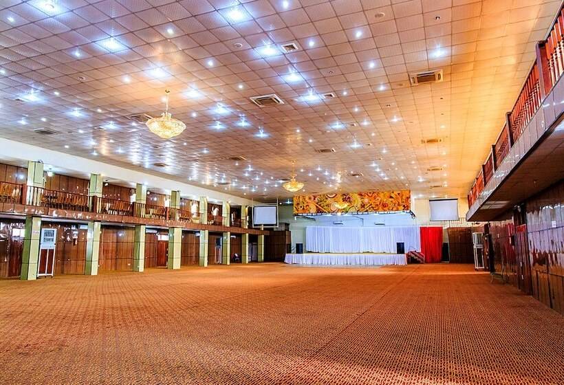 Fotos del hotel Paradise Suites:  3