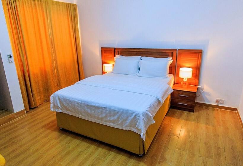 Fotos del hotel Paradise Suites:  2