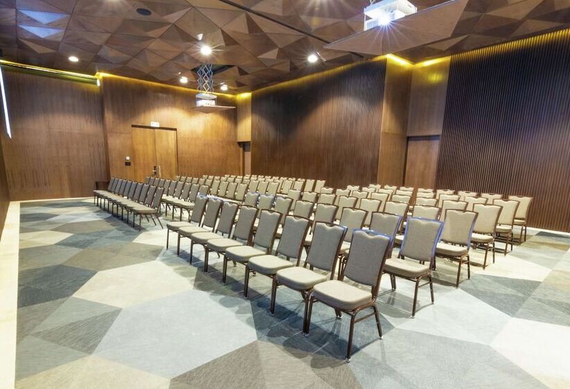 Fotos del hotel The Fives Downtown Hotel & Residences, Curio Collection by Hilton:  52