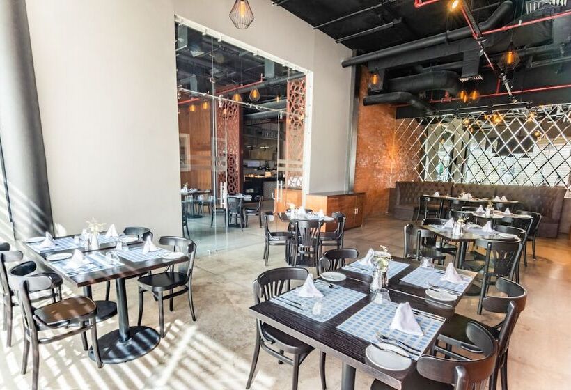 Fotos del hotel The Fives Downtown Hotel & Residences, Curio Collection by Hilton:  40