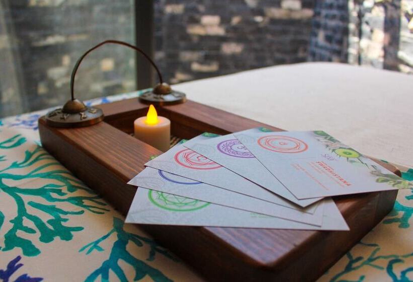 Fotos del hotel The Fives Downtown Hotel & Residences, Curio Collection by Hilton:  12