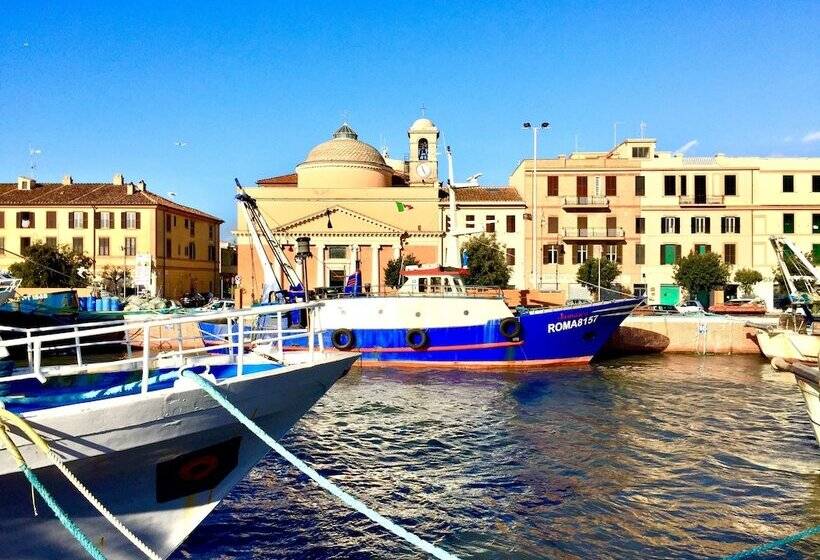 Fotos del hotel Academy:  22