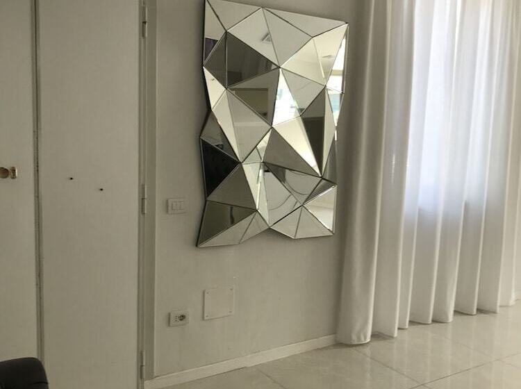 Fotos del hotel Academy:  2