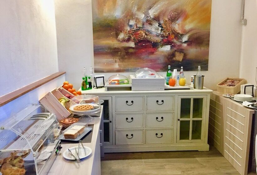 Fotos del hotel Academy:  9