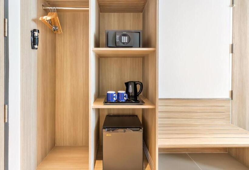 Fotos del hotel Holiday Inn Express Bangkok Soi Soonvijai, An Ihg:  2