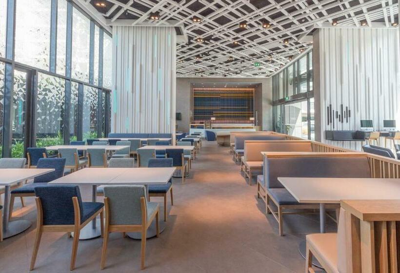 Fotos del hotel Holiday Inn Express Bangkok Soi Soonvijai, An Ihg:  11