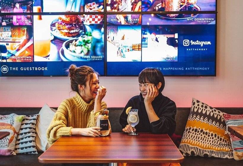 Fotos del hotel Moxy Osaka Honmachi By Marriott:  10