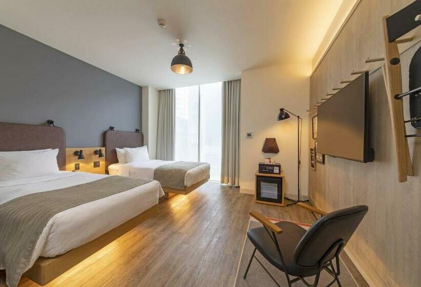 Fotos del hotel Moxy Osaka Honmachi By Marriott:  8