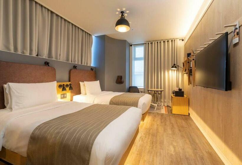 Fotos del hotel Moxy Osaka Honmachi By Marriott:  20