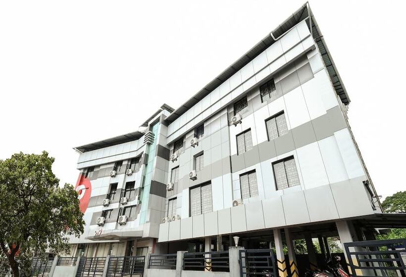 Oyo Flagship 240 South Railway Station East Gate