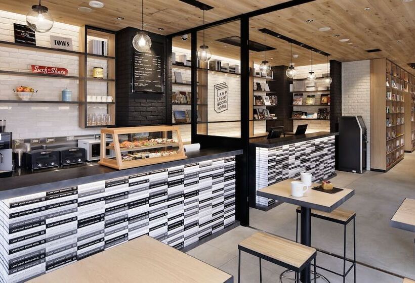 Fotos del hotel Lamp Light Books  Nagoya:  4