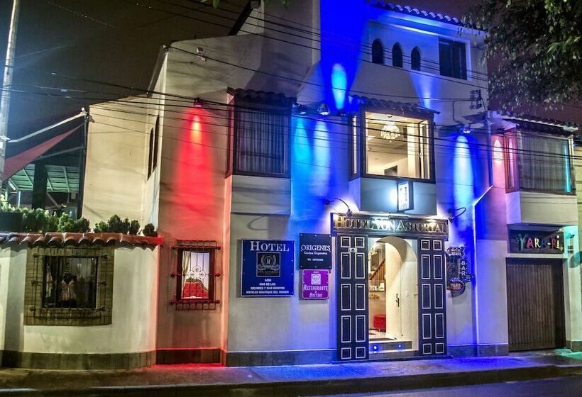 Fotos del hotel Von Astorian:  2