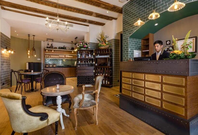 Fotos del hotel The Hendrick's:  3