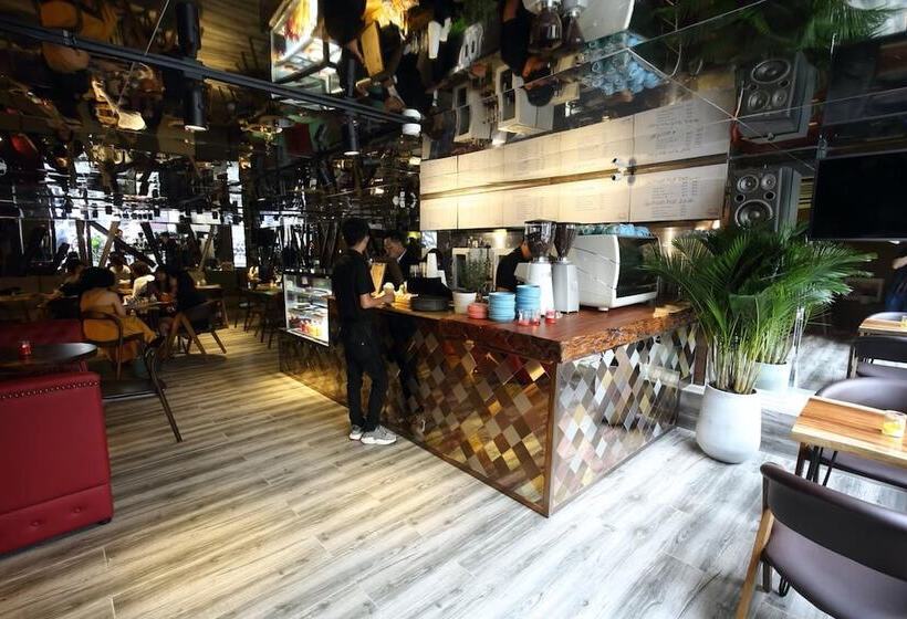 Fotos del hotel Megustas Suite Central:  11