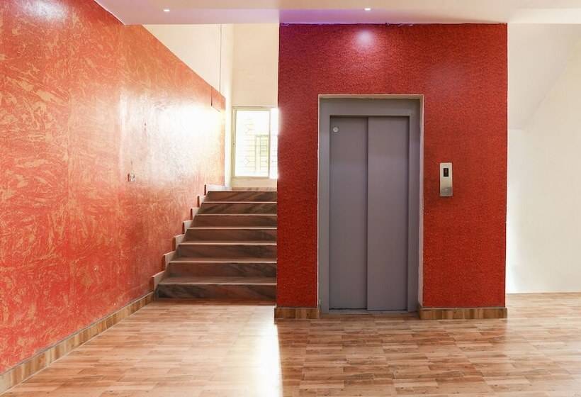 Fotos del hotel OYO Flagship 15444 Manasa Residency:  4