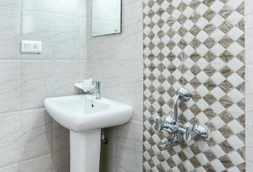 Fotos del hotel OYO Flagship 15444 Manasa Residency:  5