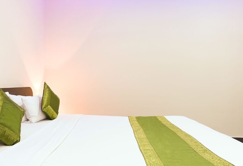 Fotos del hotel OYO Flagship 15444 Manasa Residency:  25