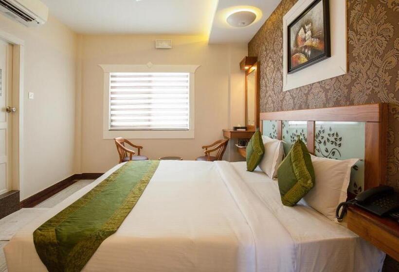 Fotos del hotel Treebo Trend The Qasr:  20