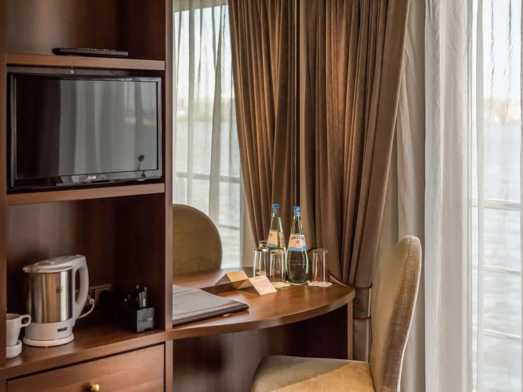 Select Ms William Shakespeare  Cologne