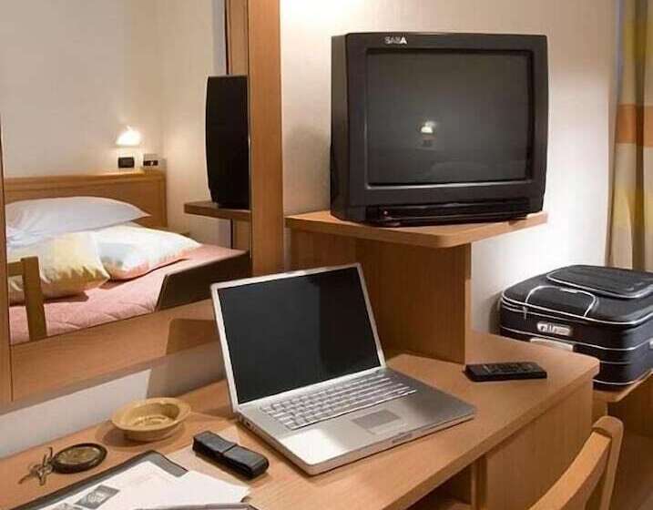 Fotos del hotel Savoia:  12