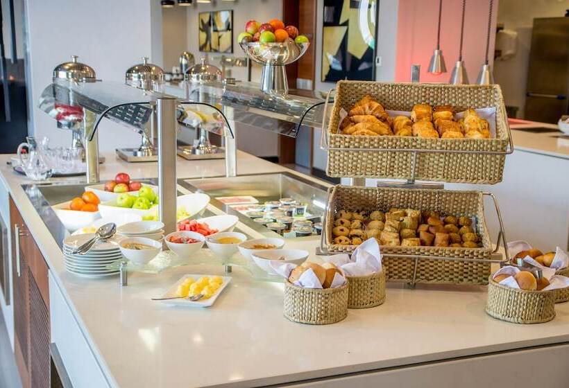 Fotos del hotel Hilton Garden Inn Nairobi Airport:  17