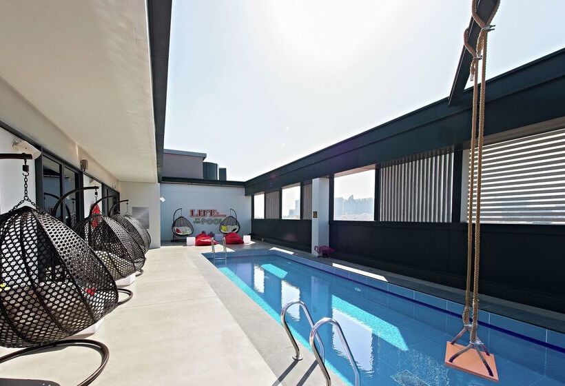 Fotos del hotel Hampton By Hilton Dubai Al Seef:  3