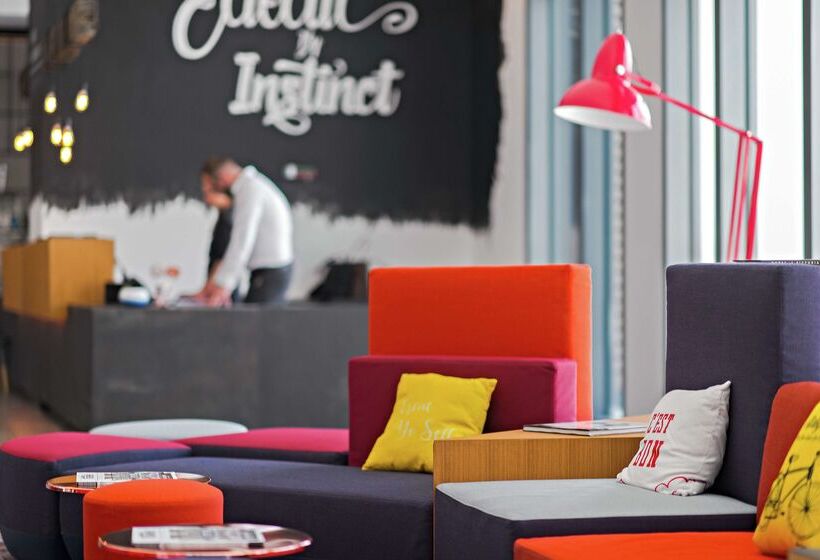 Fotos del hotel Hampton By Hilton Dubai Al Seef:  8