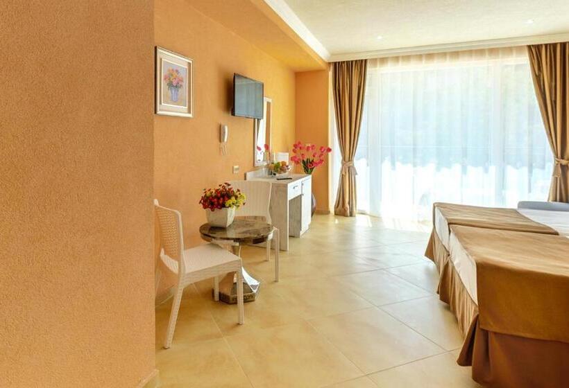 Fotos del hotel Riva Park:  15