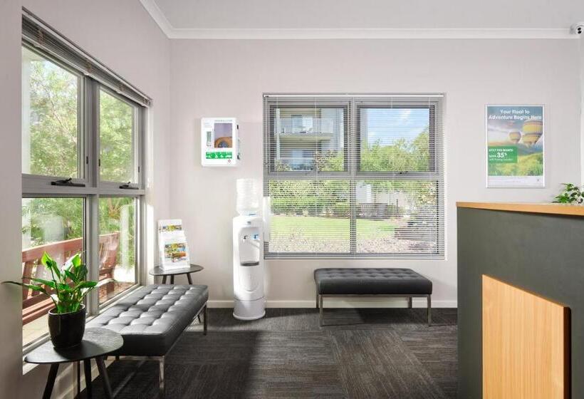 Fotos del hotel Airport Apartments By Vetroblu:  11