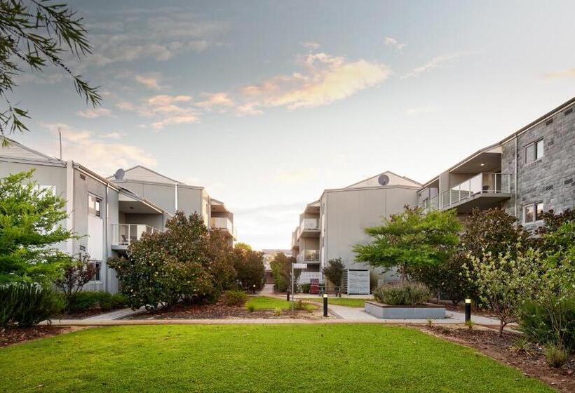 Fotos del hotel Airport Apartments By Vetroblu:  16