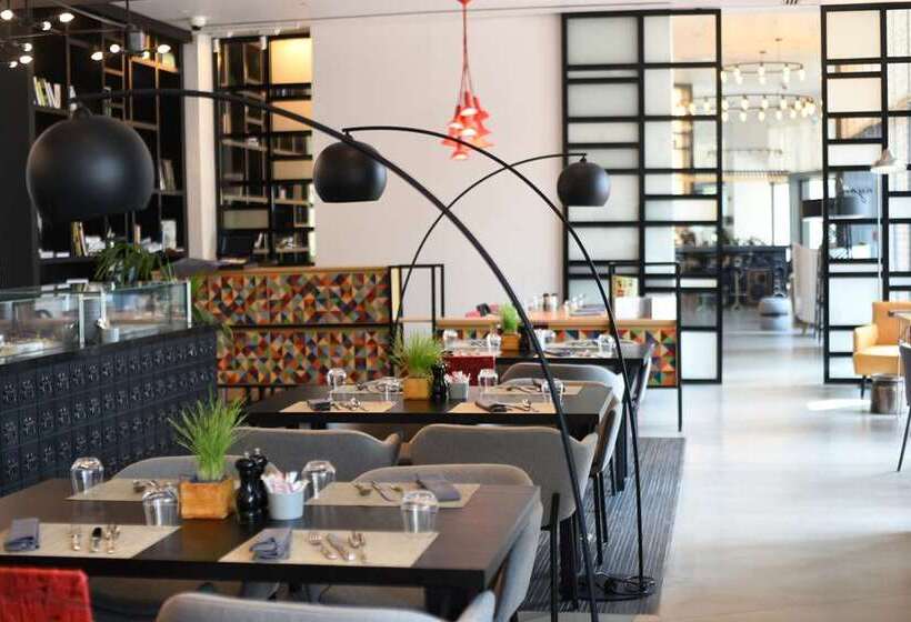 Fotos del hotel Canopy By Hilton Dubai Al Seef:  3