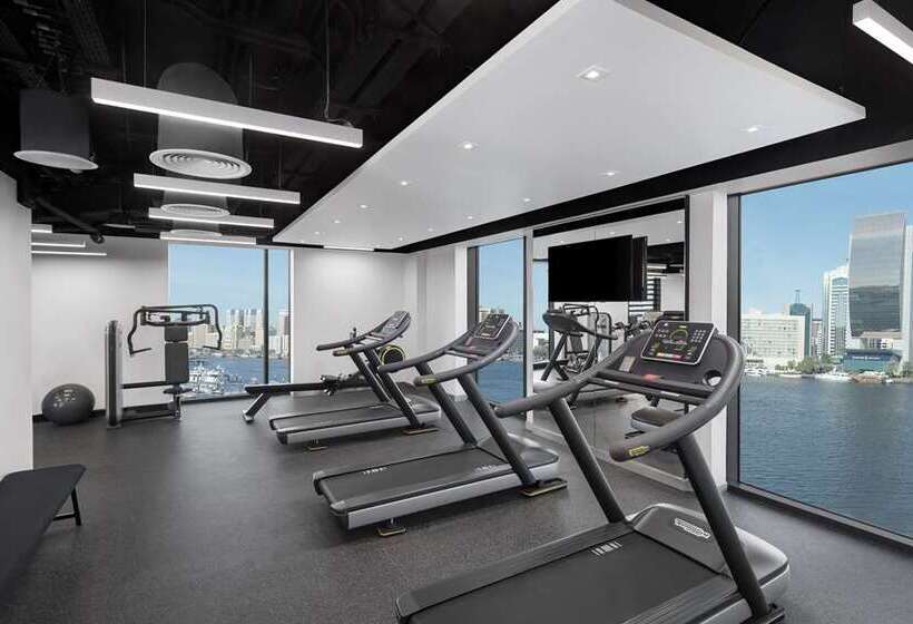 Fotos del hotel Canopy By Hilton Dubai Al Seef:  2