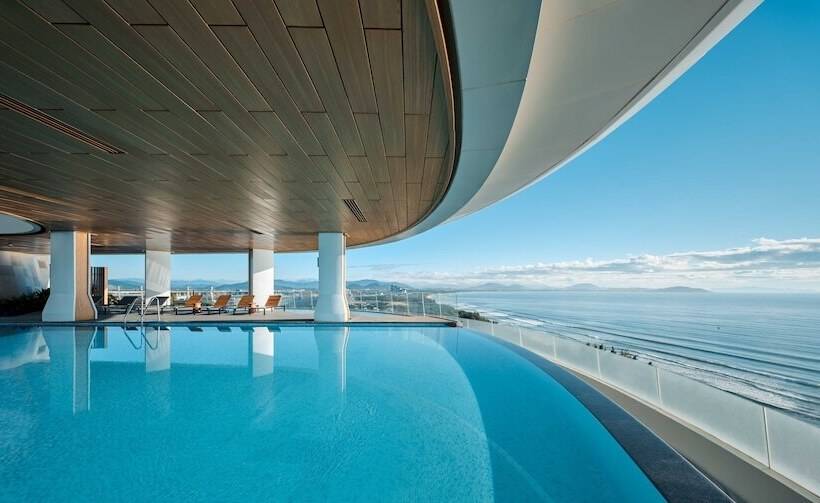 Crowne Plaza Sanya Haitang Bay Resort, An Ihg