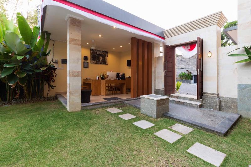 Fotos del hotel Kubu Petitenget Suite:  8