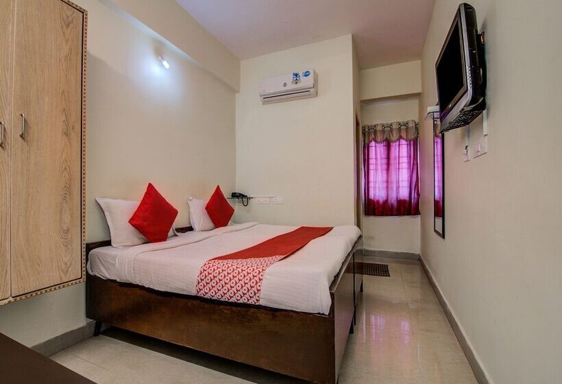 Fotos del hotel Oyo 10743 Silver Villa Guest House:  14