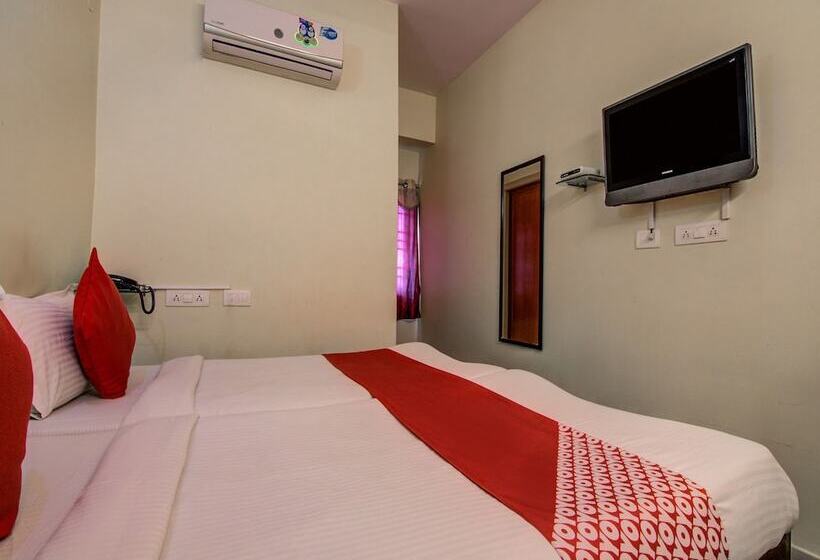 Fotos del hotel Oyo 10743 Silver Villa Guest House:  19