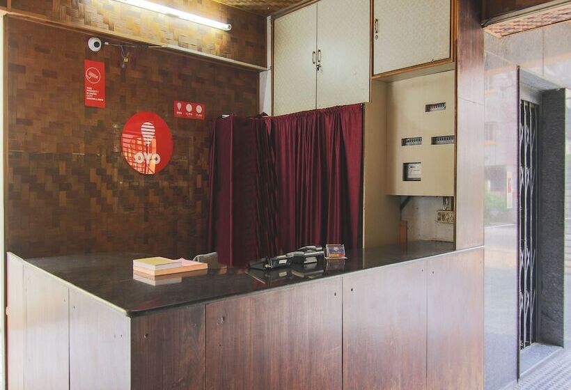 Fotos del hotel Oyo 10743 Silver Villa Guest House:  10