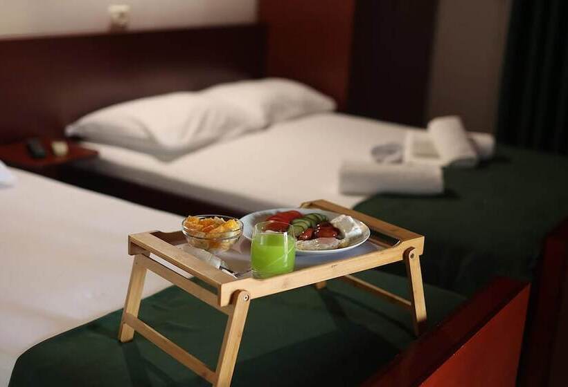 Fotos del hotel Mollanji:  11