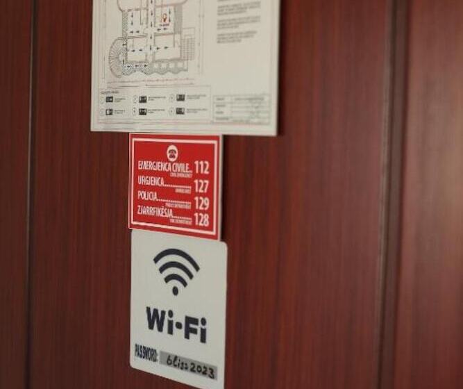 Fotos del hotel Mollanji:  3