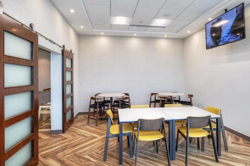 Fotos del hotel Fairfield Inn & Suites By Marriott Ottawa Airport:  24