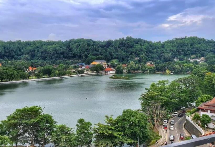 Fotos del hotel Lakewood Residence:  7