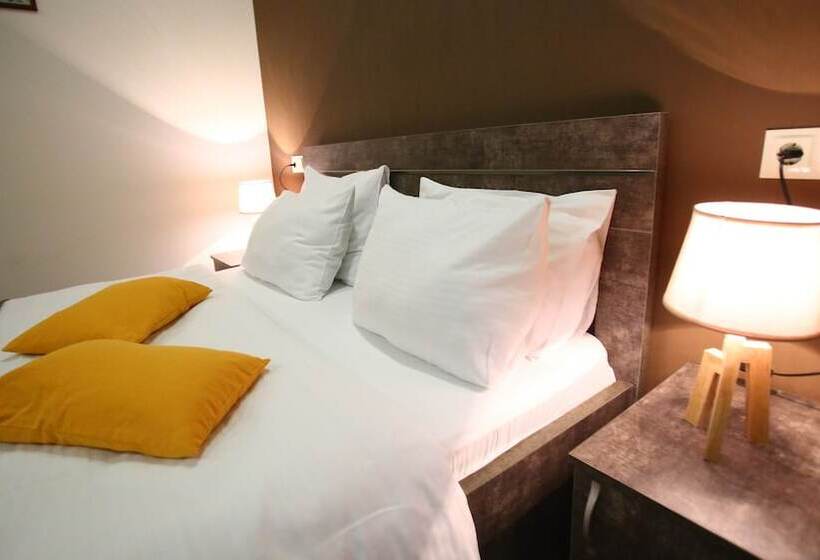 Fotos del hotel Nabadi:  11