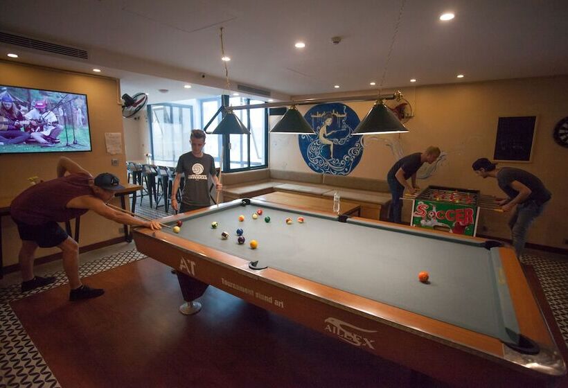 Fotos del hotel Reddoorz Hostel @ Signature Inn:  2