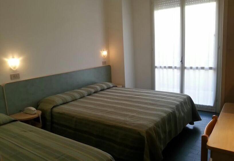 Fotos del hotel Family  Globus:  17